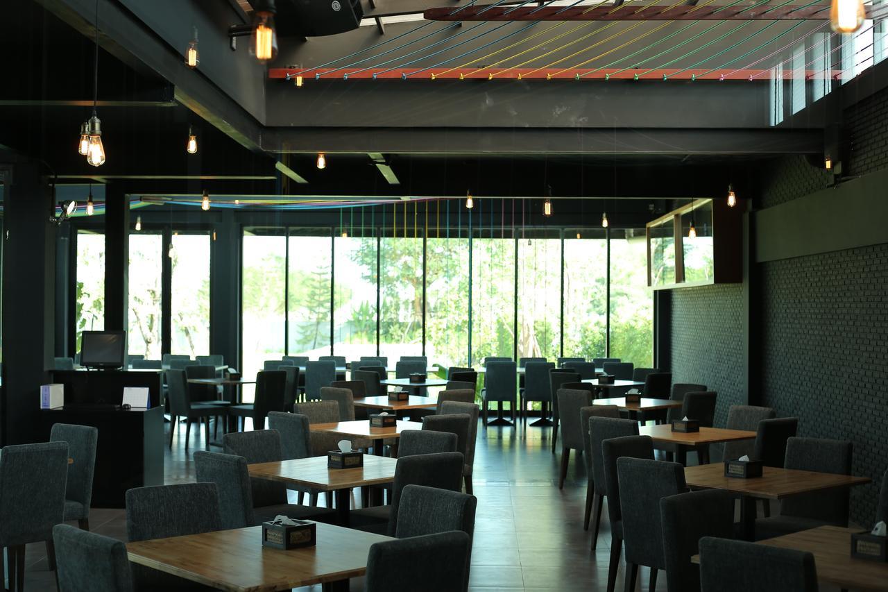 Navela Hotel & Convention Ratchaburi Exterior foto