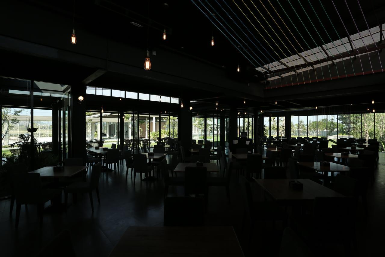 Navela Hotel & Convention Ratchaburi Exterior foto