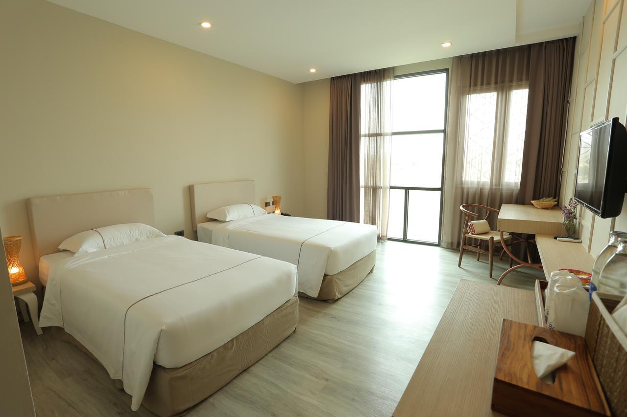 Navela Hotel & Convention Ratchaburi Exterior foto